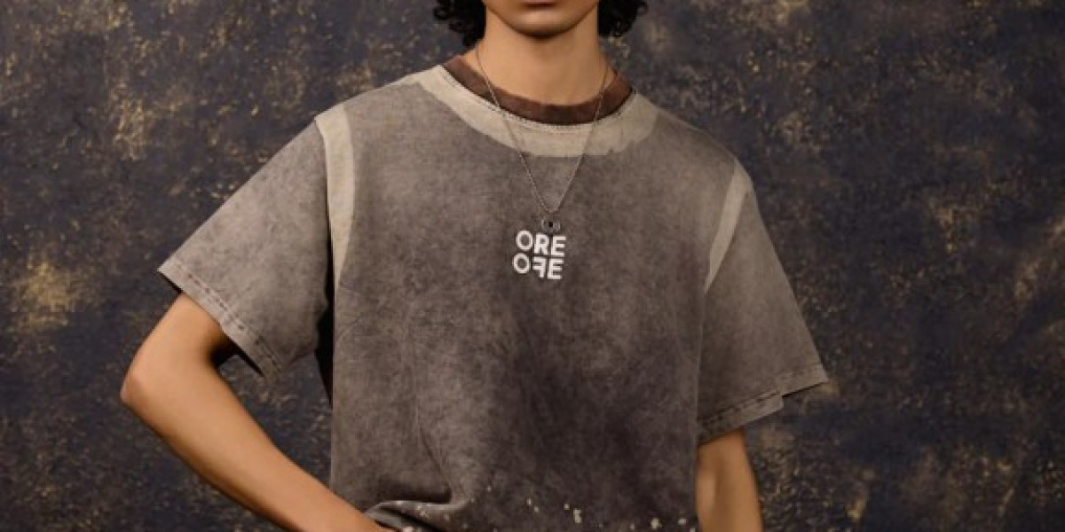 Aesthetic and Trendy Oversized T-Shirts: Redefining Modern Comfort