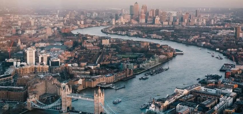 AJet Airlines London Office in UK +1-877-635-0053