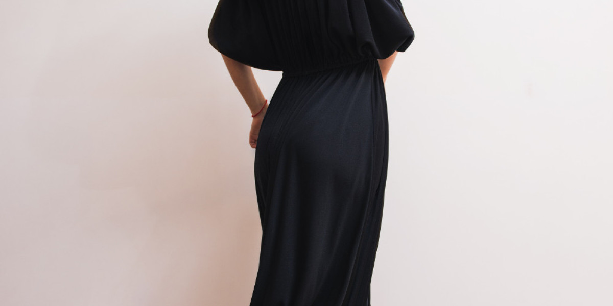 Maxi Dresses: The Ultimate Guide to Timeless Elegance